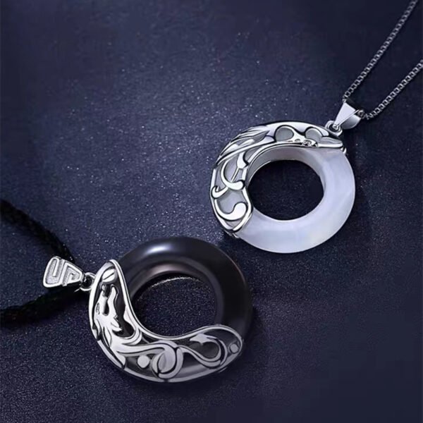 Men's And Women's Simple Retro Pendant Necklace